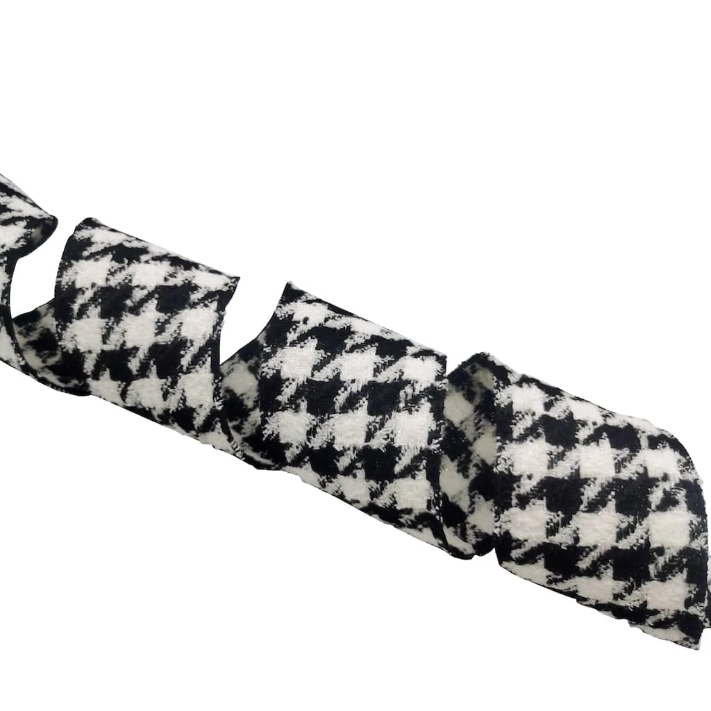 Outlet 🎁 3.5'' x 9 ft. Black and White Houndstooth Ribbon by Celebrate It® 💯 4 Outlet 🎁 3.5'' x 9 ft. Black and White Houndstooth Ribbon by Celebrate It® 💯 - Image 4
