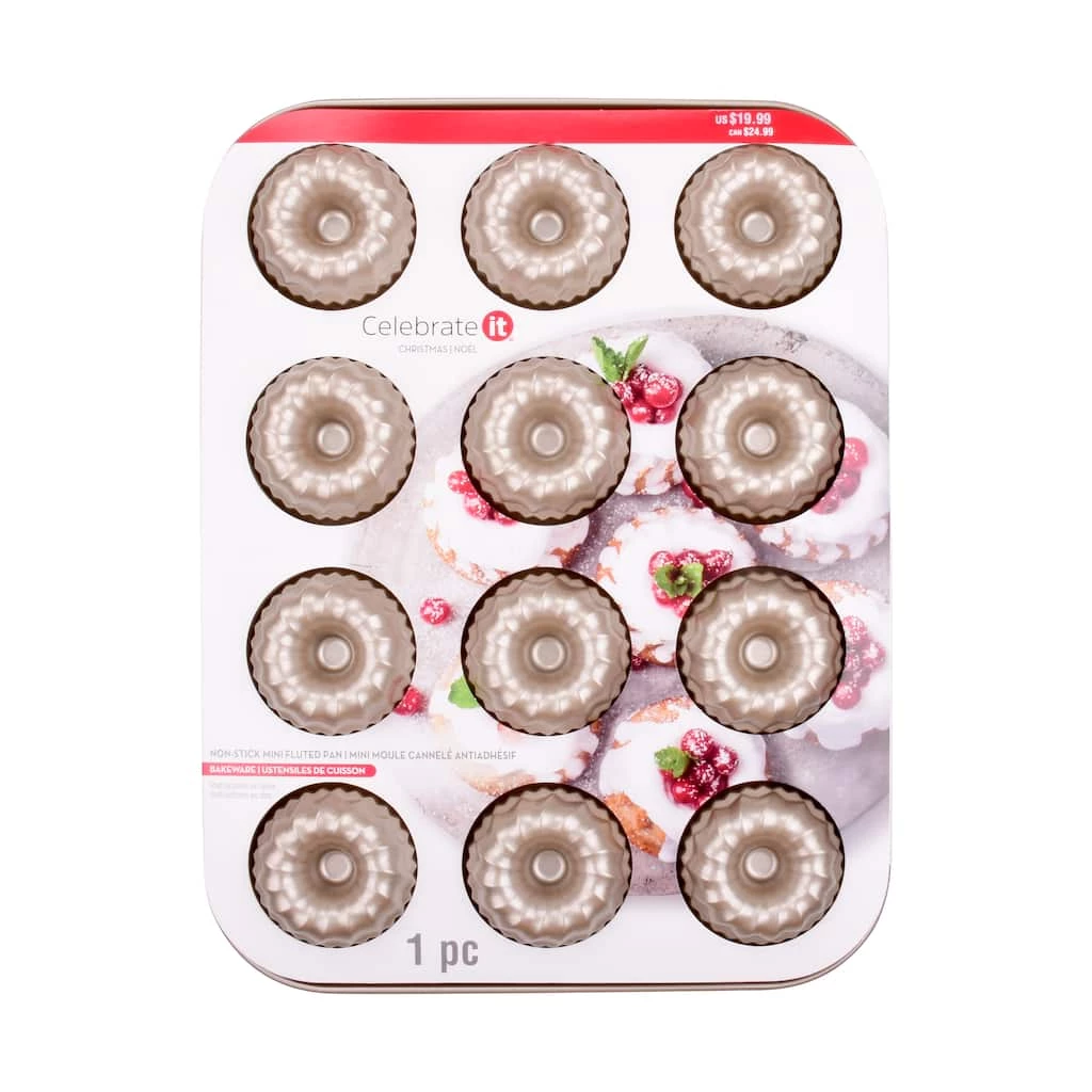 Promo 🥰 Fluted Non-Stick Mini Bundt Cake Pan by Celebrate It® 🤩 4 Promo 🥰 Fluted Non-Stick Mini Bundt Cake Pan by Celebrate It® 🤩 - Image 4